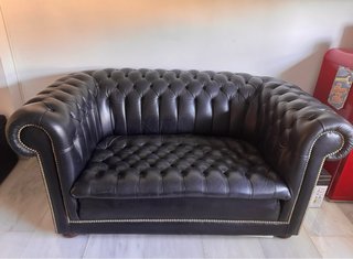 Sofá de piel Chester. Alta Calidad. PVP 2000€