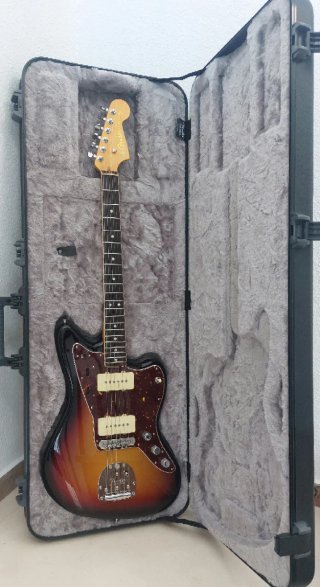Fender American Ultra Jazzmaster Guitarra