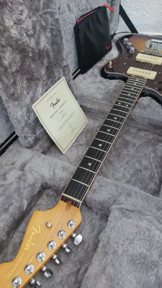 Fender American Ultra Jazzmaster Guitarra