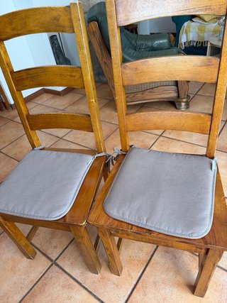 Sillas de comedor de madera