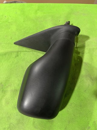 Retrovisor Derecho Peugeot 106