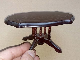 Mobili per casa delle bambole in legno