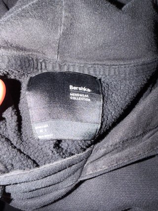 Sudadera Bershka Negra con Mensaje