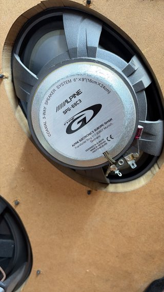 subwoofer Pioneer y dos altavoces leer descripcion