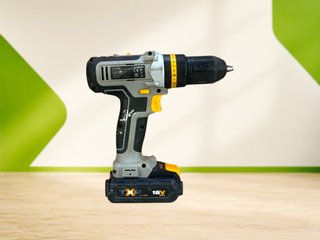 Taladro Percutor Titan TTI884COM