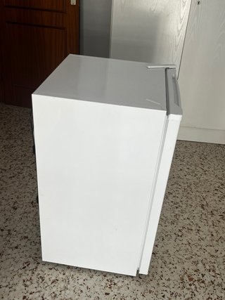 Nevera mediana blanca SCHONTECH