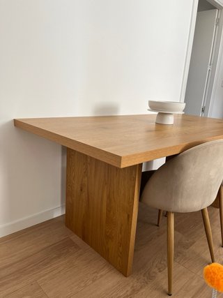 Mesa comedor Jysk, casi nueva