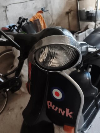 Vespa P 200R Negra