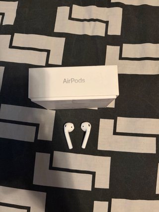 Airpods 2da Gen (sin estuche de carga)