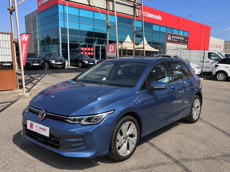 Volkswagen Golf 2025