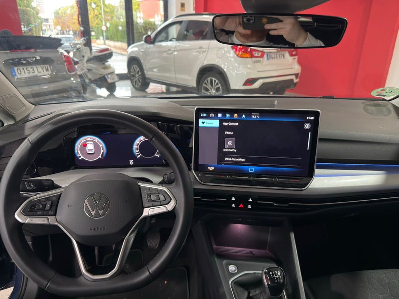 Volkswagen Golf 2025, foto 6