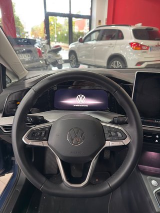 Volkswagen Golf 2025