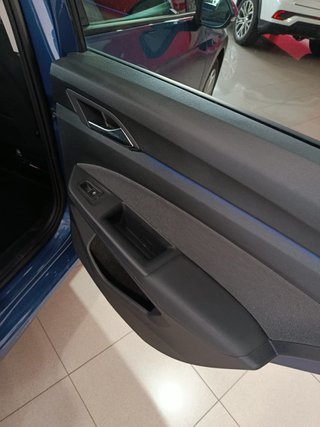 Volkswagen Golf 2025