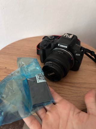 Canon EOS R100 Cámara Mirrorless 4K 24MP 18-45