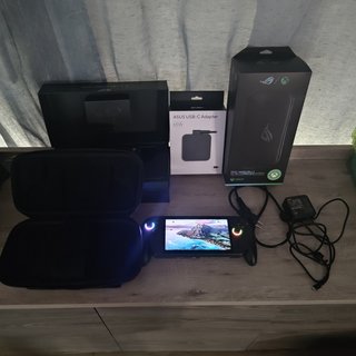 ASUS ROG Xbox Ally X 2025 1TB + Case + 65W
