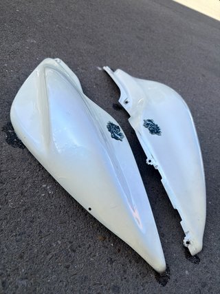 Tapas Traseras Yamaha Aerox Blancas