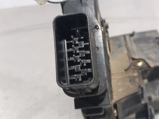 Cerradura puerta trasera izquierda MAZDA 3