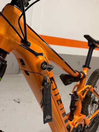 Bicicleta Eléctrica Giant Stance E+1 Naranja