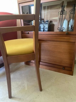 Sillas (2) de comedor madera