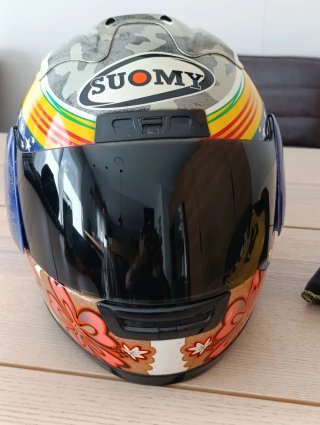 Casco  SUOMY Hawaiian Flowers Piloto Ben Bostrom