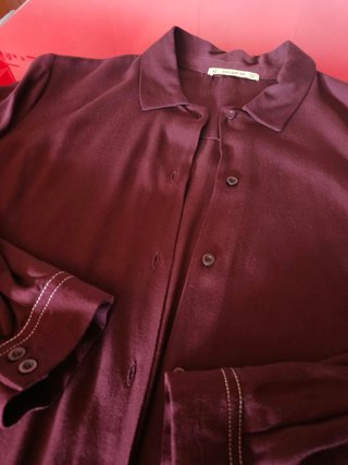 Camisa/Chaqueta Pull&Bear granate Talla M