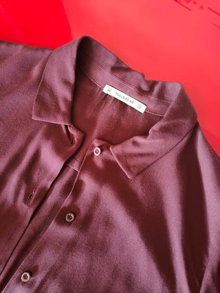 Camisa/Chaqueta Pull&Bear granate Talla M