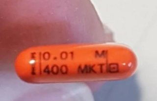 45 Condensadores Philips MKT 10nF 400V NOS