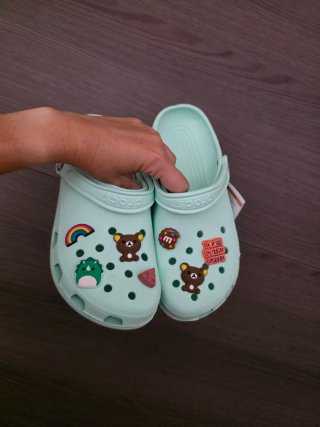 Crocs verde Menta Talla 38-39 ( 24cm) Nuevos