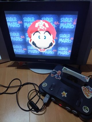 Nintendo 64 con Mando