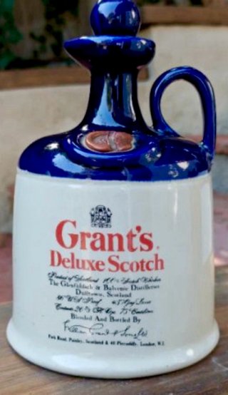 CANECO/BOTELLA GRES VINTAGE GRANT’S SCOTCH.