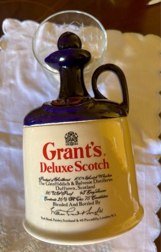 CANECO/BOTELLA GRES VINTAGE GRANT’S SCOTCH.