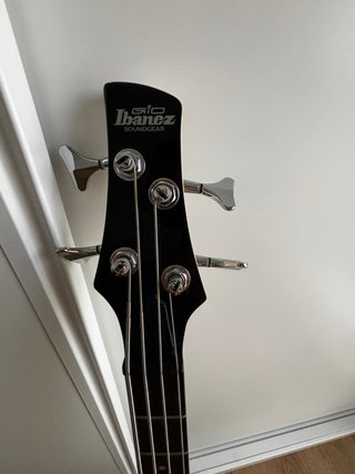Bajo Eléctrico Ibanez GSR180-BK 4 Cuerdas