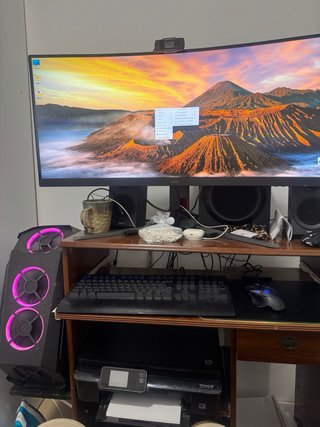 PC i9 3.60GHz 32GB RAM RTX 5060 Ti