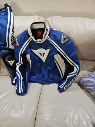 Mono Dainese 2 piezas Talla 50 Azul