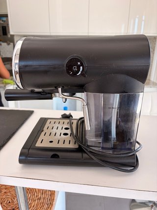 Cafetera Silver Crest Negra y Cromada