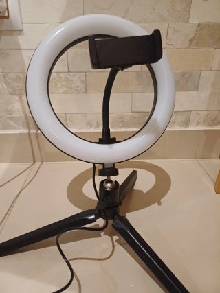 Aro de luz LED con trípode