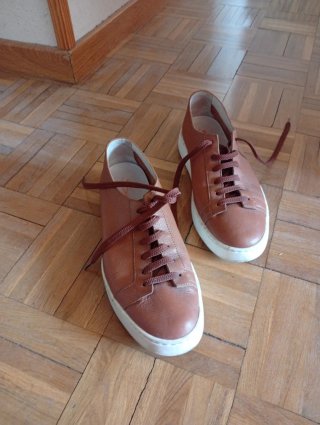 Zapatos elegantes de Lujo. Santoni. Hombre