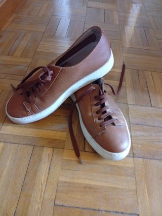 Zapatos elegantes de Lujo. Santoni. Hombre