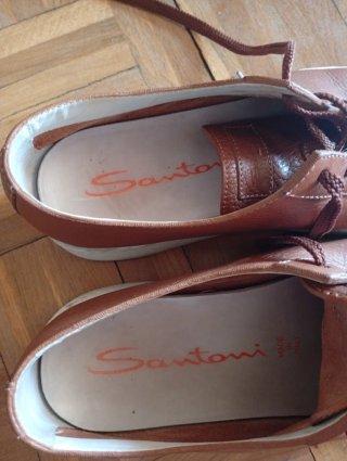 Zapatos elegantes de Lujo. Santoni. Hombre