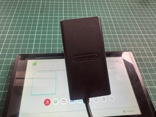 Nintendo Switch Negra + Cargador