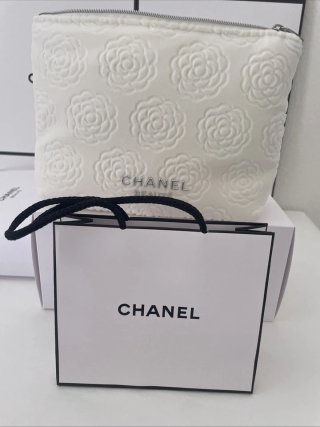 Pochette Chanel Beautè Velluto Bianco