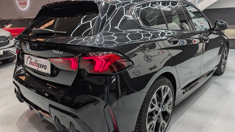 BMW Serie 1 118d (F70) 2025, foto 49