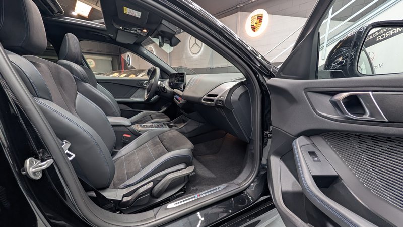BMW Serie 1 118d (F70) 2025, foto 23