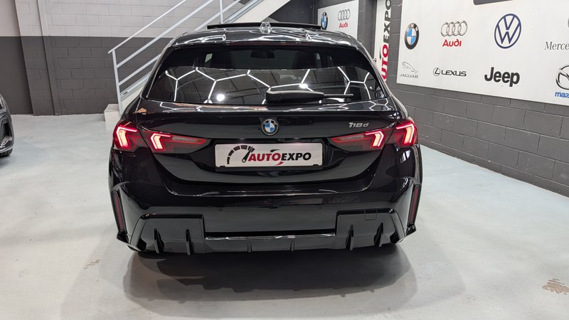 BMW Serie 1 118d (F70) 2025, foto 7