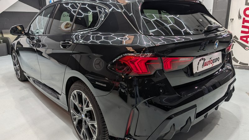 BMW Serie 1 118d (F70) 2025, foto 50