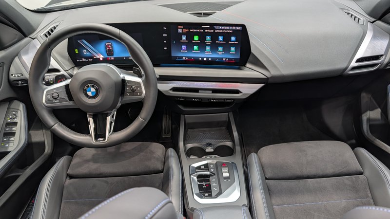 BMW Serie 1 118d (F70) 2025, foto 12