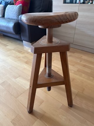Taburete de madera