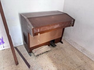 Órgano Hammond antiguo, pieza coleccionista