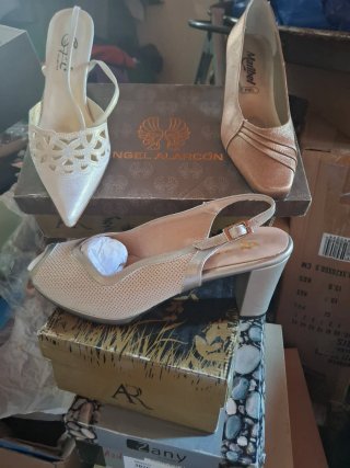 Zapato Talla 42 Dorados y Rosas