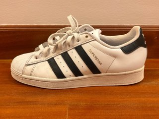 Adidas Superstar